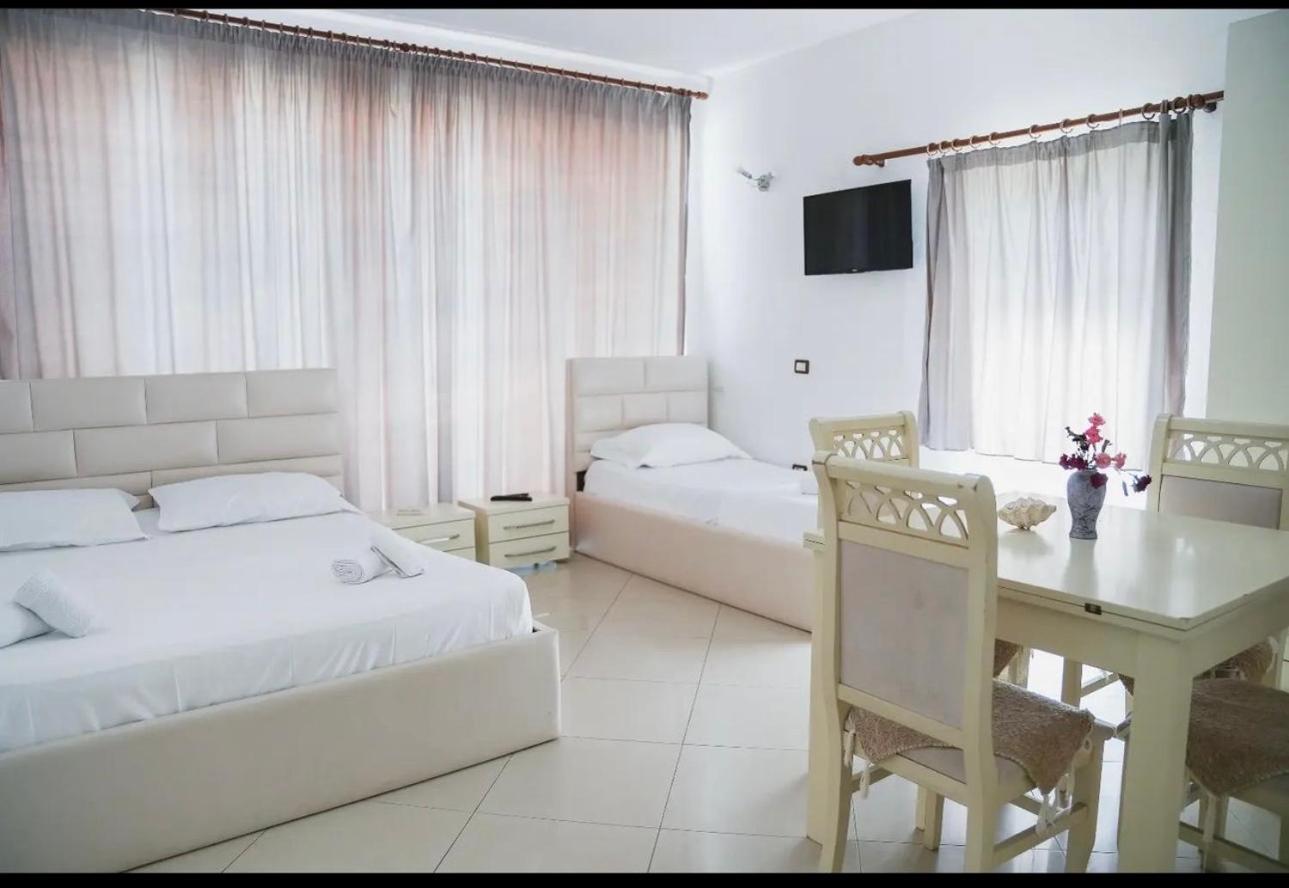 Hotel Kaci Velipojë Buitenkant foto