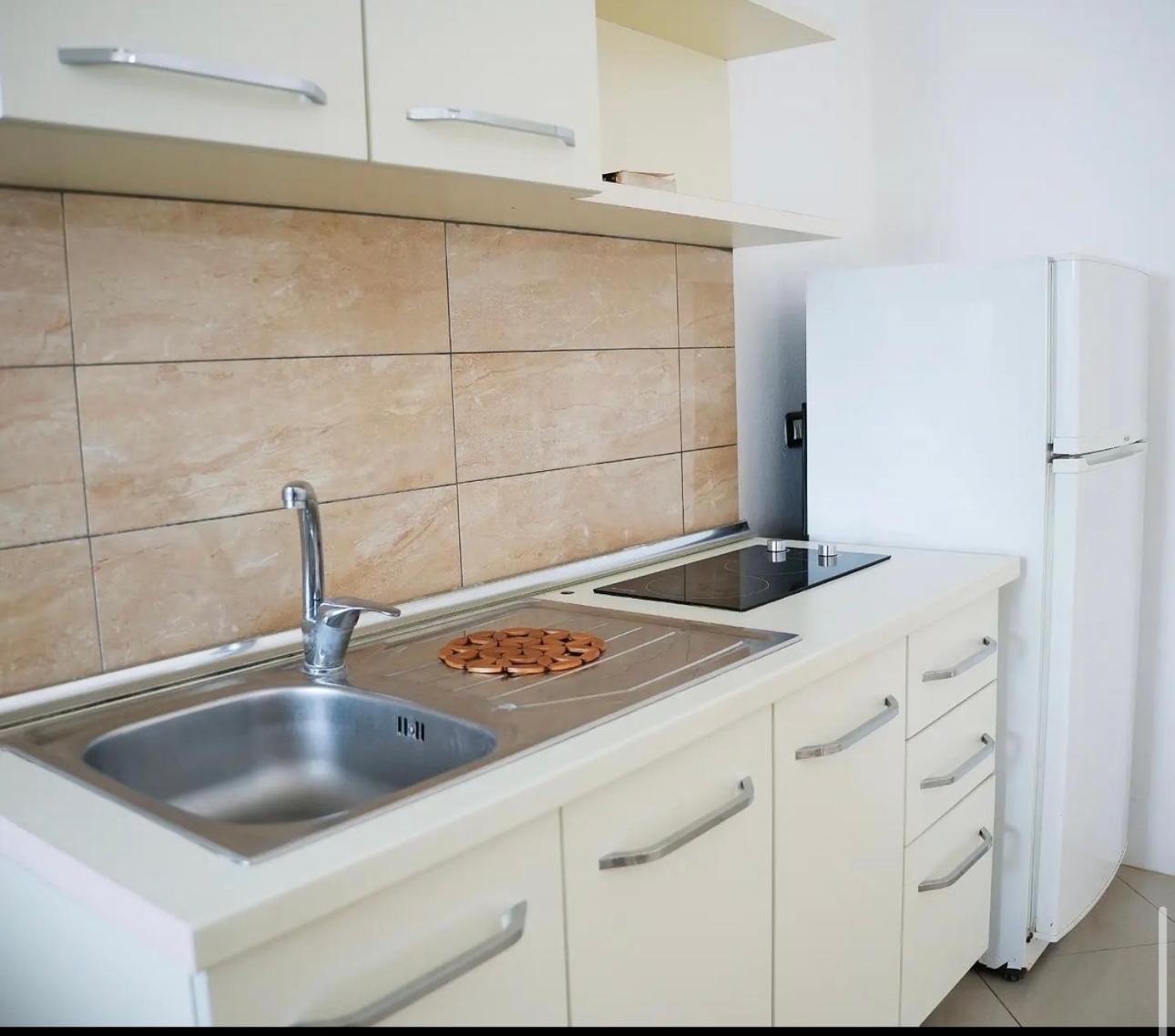 Hotel Kaci Velipojë Buitenkant foto